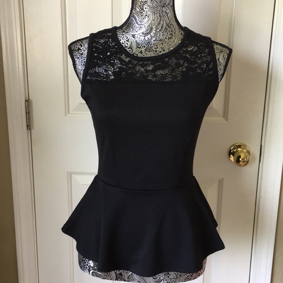 Forever 21 Tops - Forever21 Lace Peplum